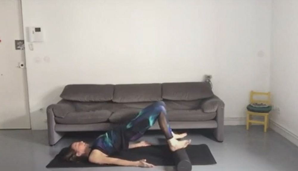 Video: Estira el Complejo Lumbo Pelvico con Foam Roller