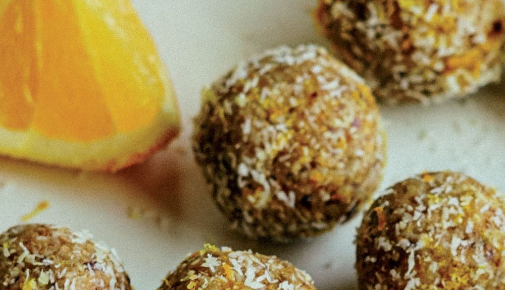 Energy Balls de naranja, coco y limón w Energy Balls de naranja, coco y limón w