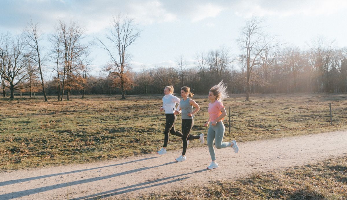 ASICS Women's Sunrise: el programa de ejercicios que te ayuda a encontrar el equilibrio