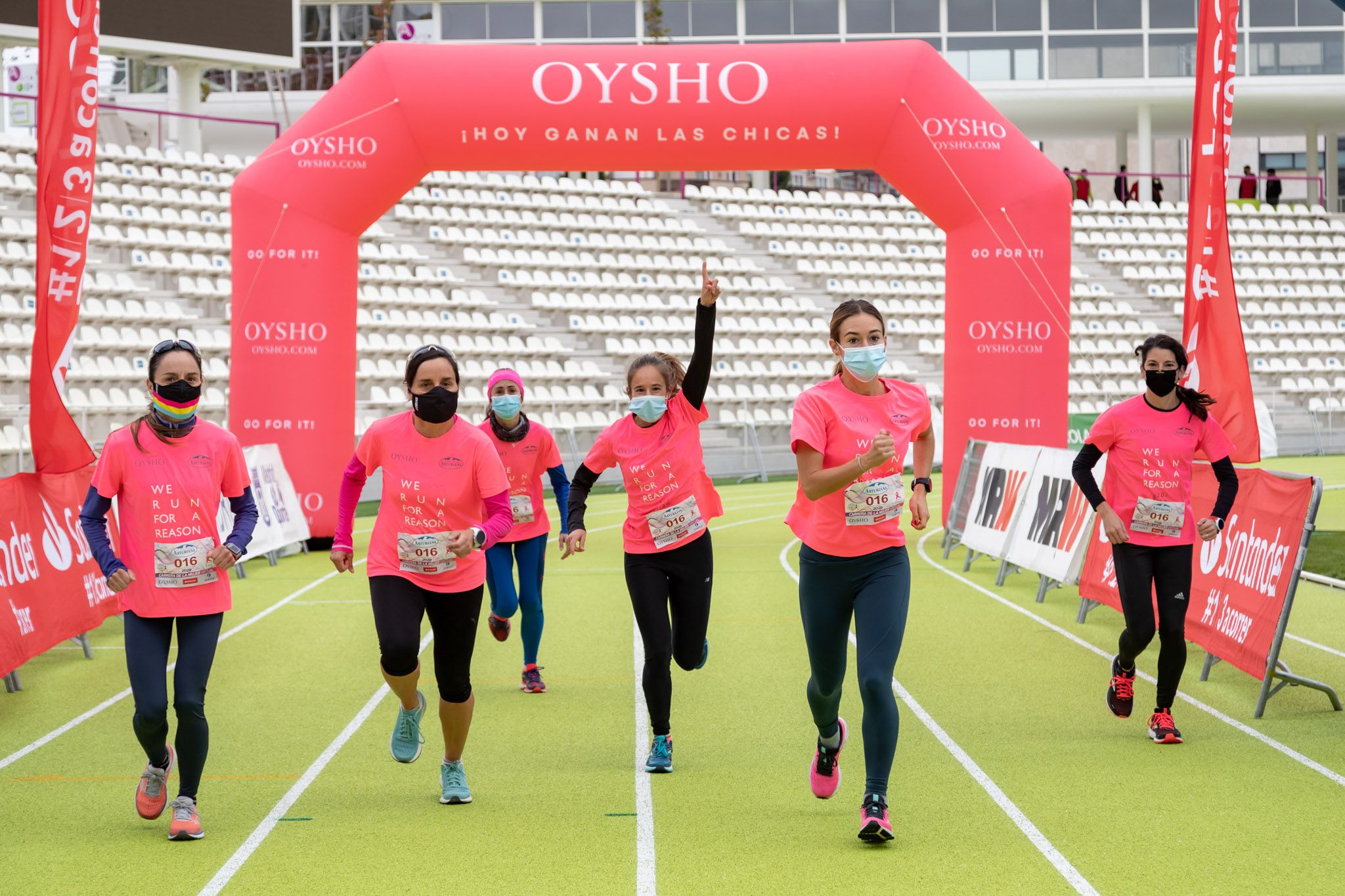 Oysho dona 70.000 camisetas de la Carrera de la Mujer para fomentar la práctica deportiva