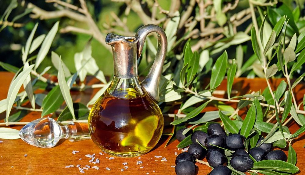 olive oil 1596639 1280 olive oil 1596639 1280