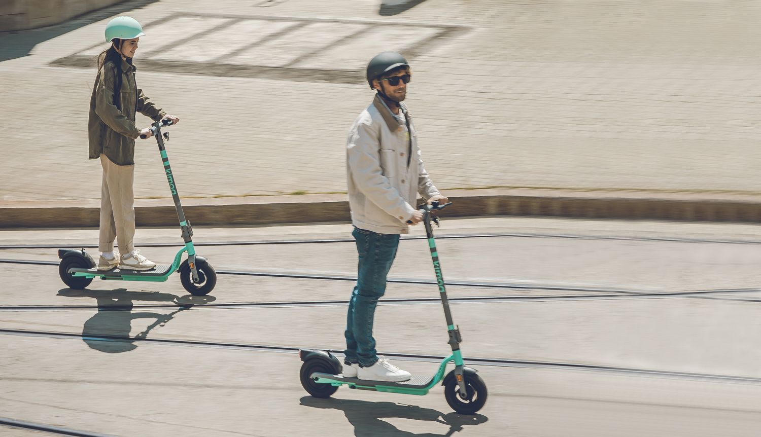 ¿Y si aparcas tu coche y te mueves en patinete eléctrico?