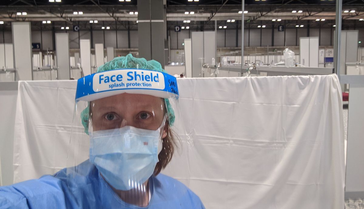 Dra Sari Arponen trabajando en IFEMA durante la pandemia por Covid 19 Dra Sari Arponen trabajando en IFEMA durante la pandemia por Covid 19