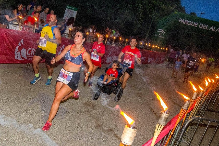 Vuelve el running a Sevilla con la Nocturna del Alamillo