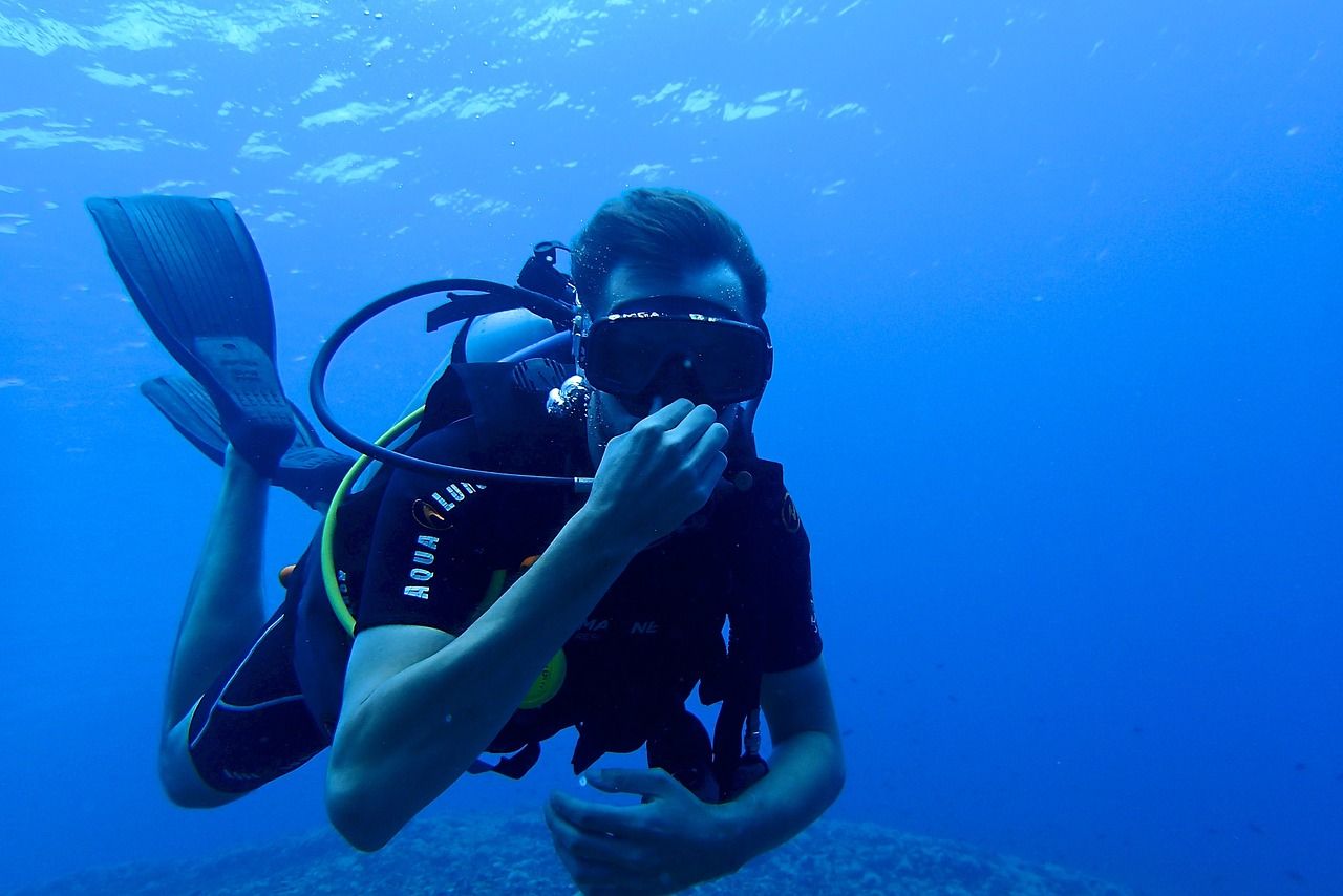 diving 1049477 1280