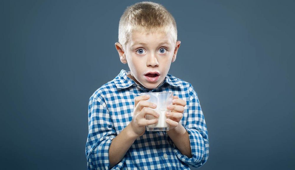 leche sorpresa iStock 000017979619 Double leche sorpresa iStock 000017979619 Double