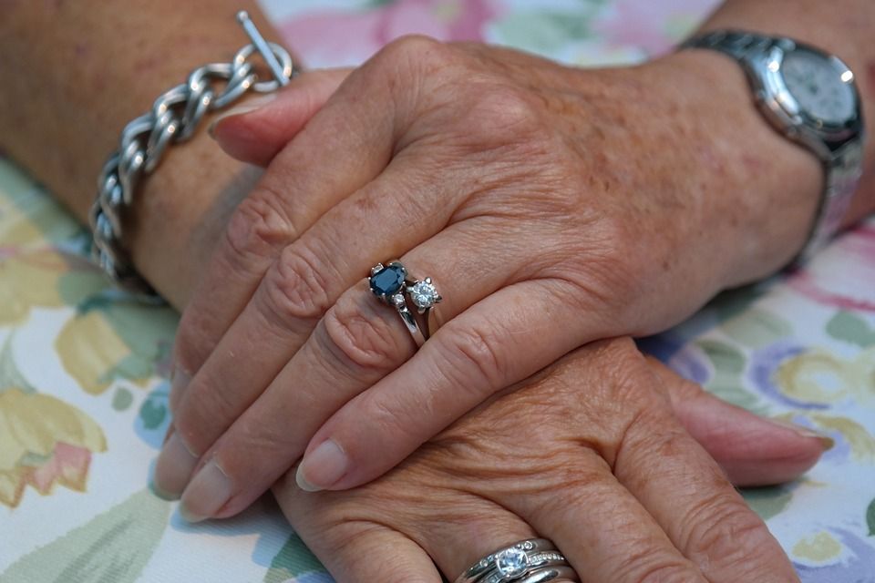 hands 195654 960 720 hands 195654 960 720