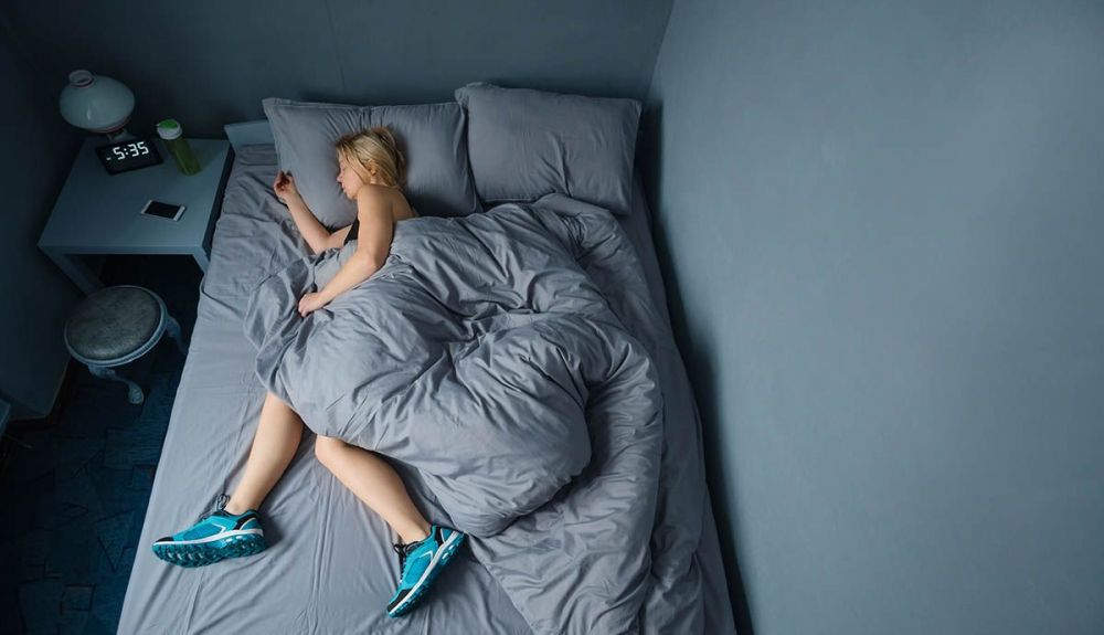 dormir corredora iStock 874291388 dormir corredora iStock 874291388