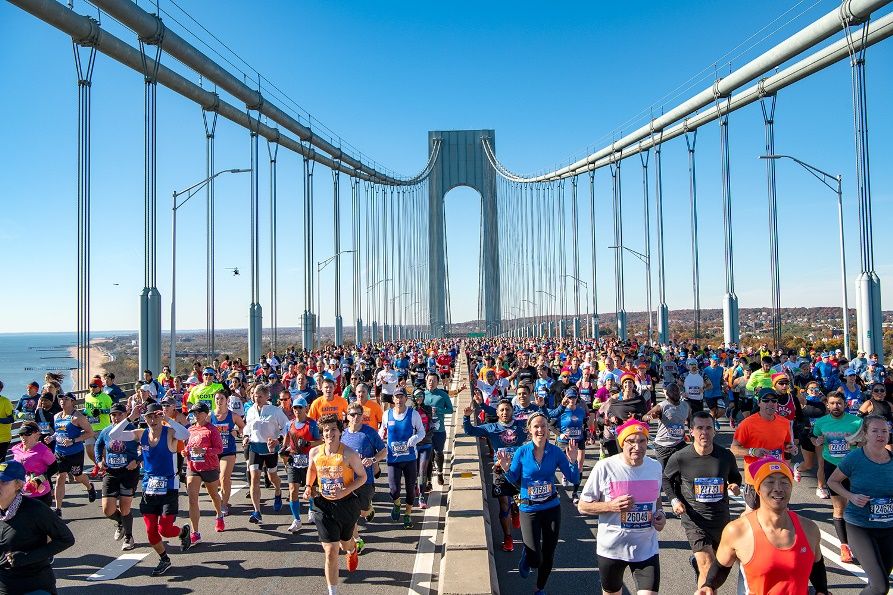 La mítica salida del Maratón de Nueva York en el Puente de Verrazzano.