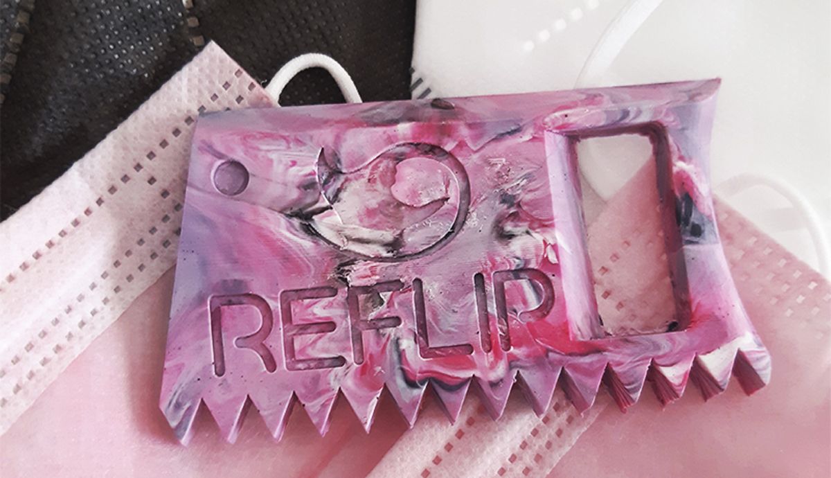 El peine de surf es el primer producto REFLIP El peine de surf es el primer producto REFLIP
