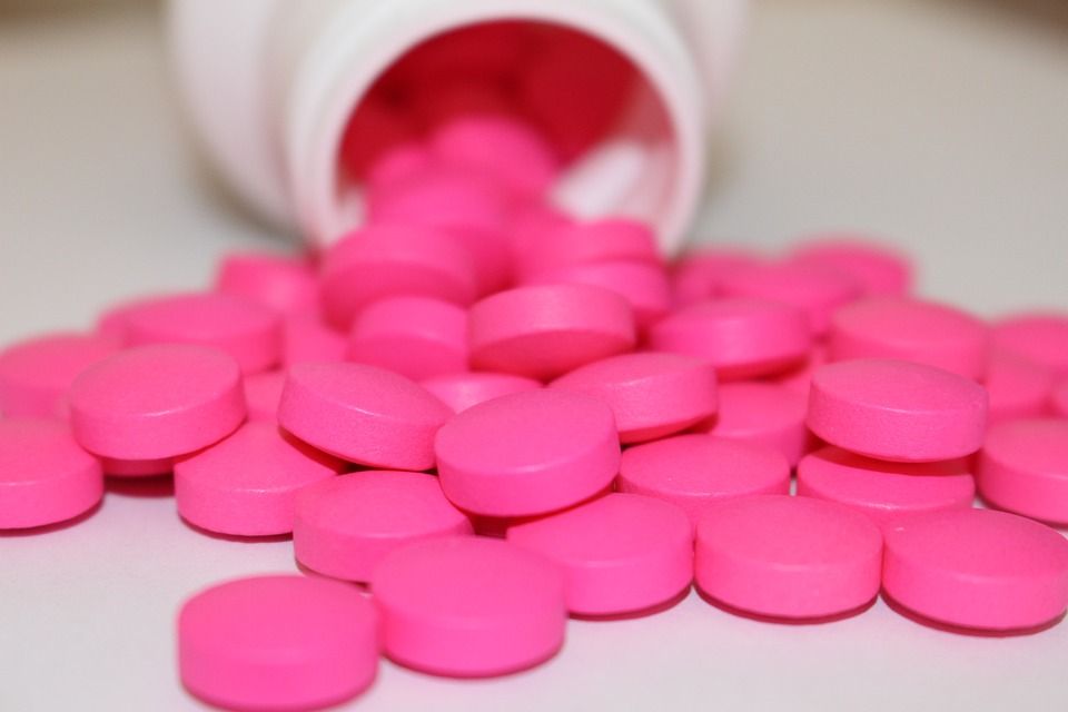 painkillers 2525089 960 720 painkillers 2525089 960 720