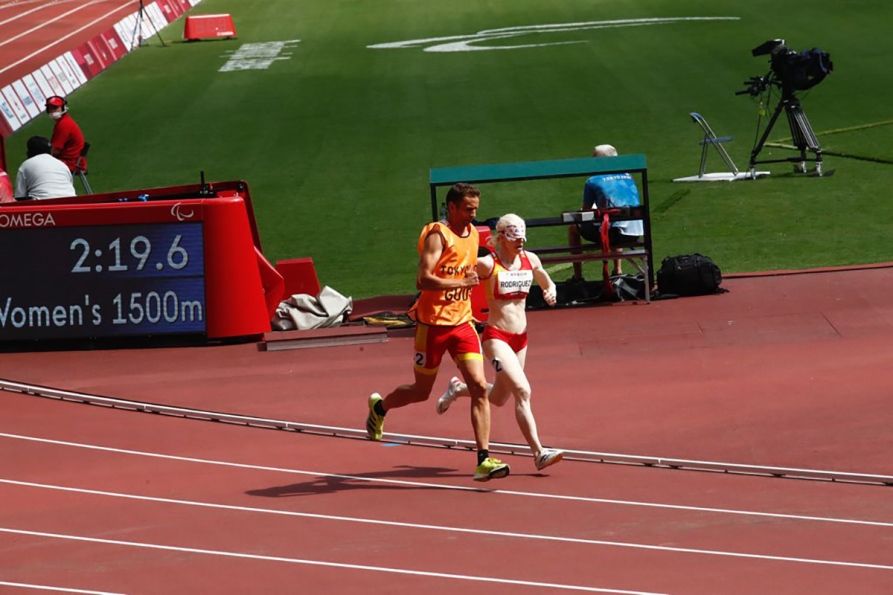 Diploma olímpico en atletismo para Susana Rodríguez