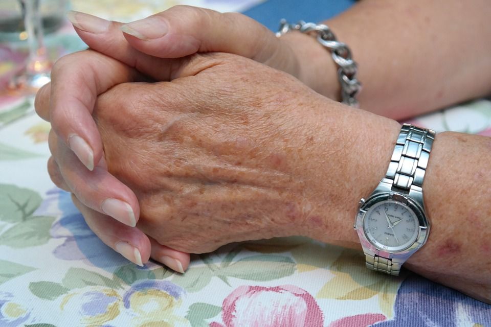 hands 195648 960 720 hands 195648 960 720