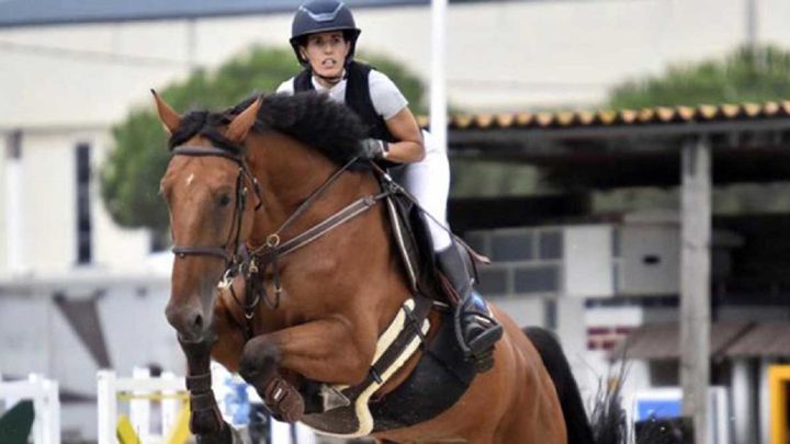 Muere la jinete Elena Legarra por la coz de un caballo