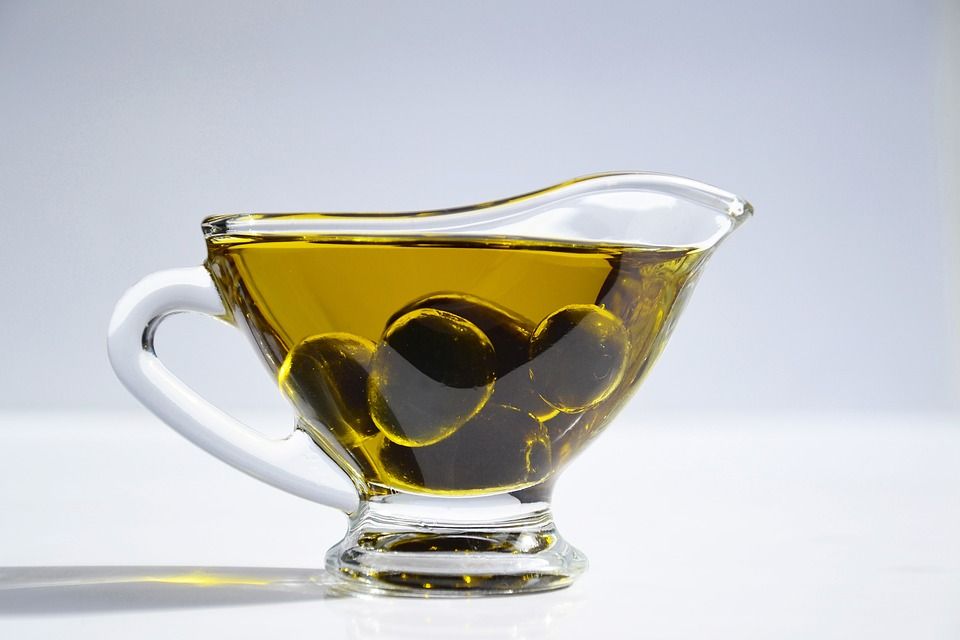 olive oil 3326703 960 720 olive oil 3326703 960 720