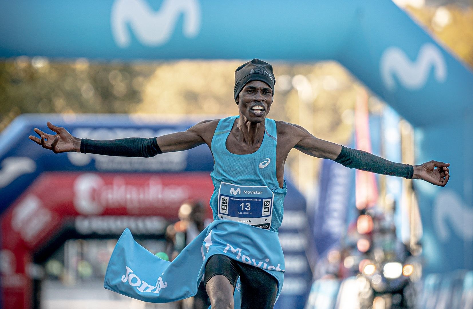 Ronald Kiprotich Kirui con 59:38 ha pulverizado el récord del Movistar Medio Maratón de Madrid