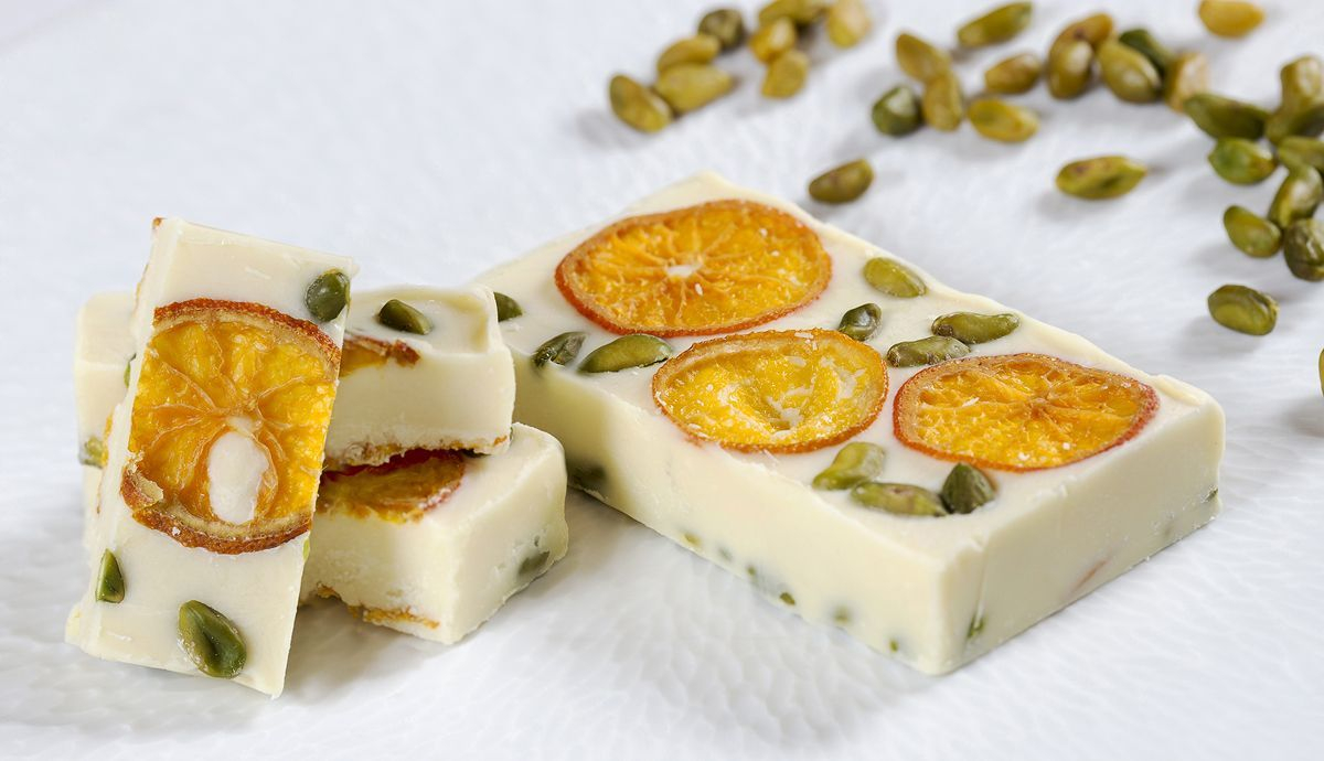 Turrón de Navidad con pistachos Turrón de Navidad con pistachos