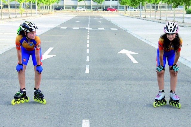 Posición paso de patinador correcta