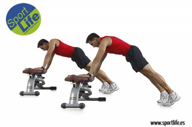Activar serratos elevando zona cervical y dorsal