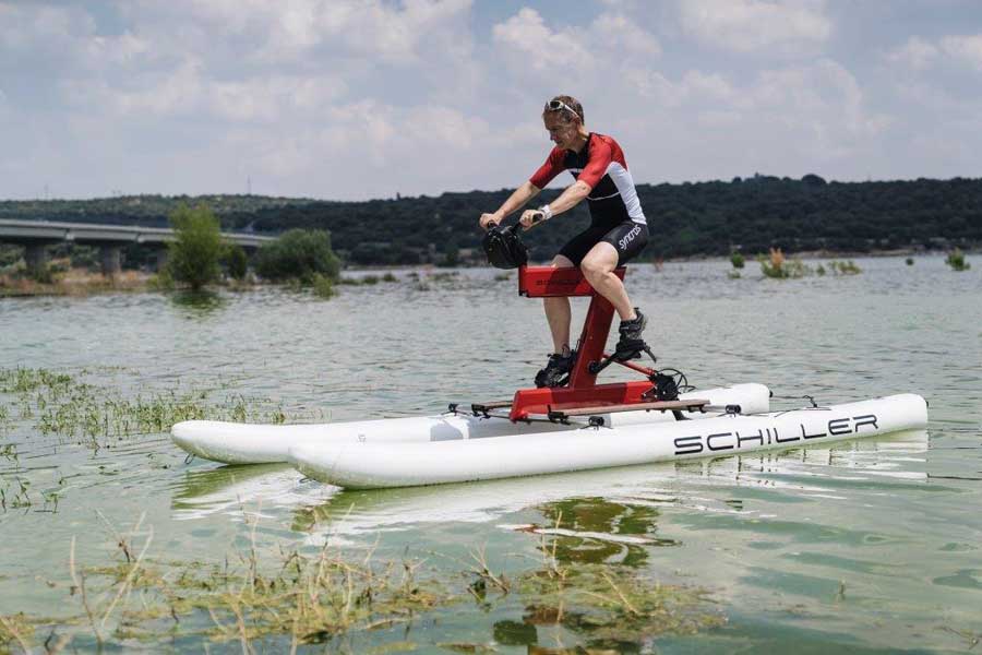 La bici sin ruedas para volar sobre el agua