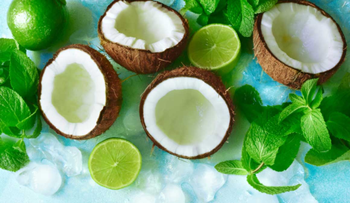 Propiedades, beneficios y recetas con agua de coco