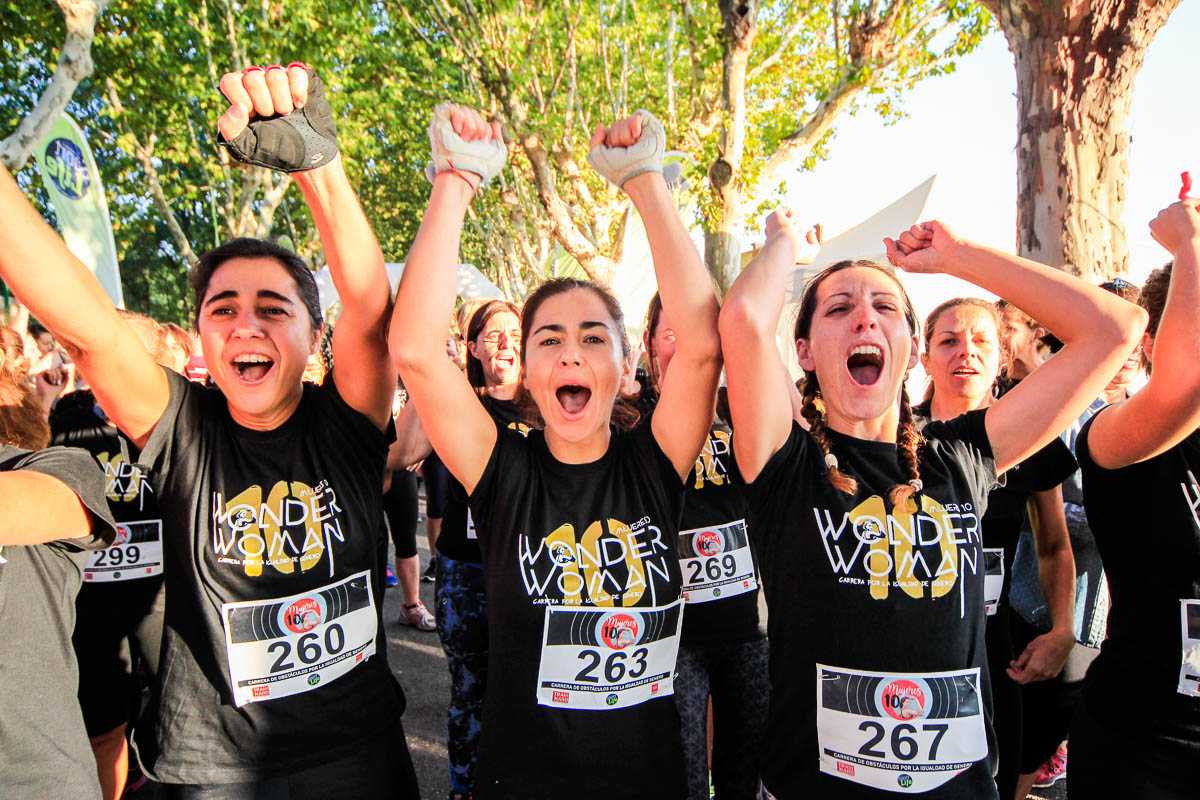 Diversión, deporte y solidaridad: ¡la carrera de obstáculos mixta a favor de la igualdad de género!