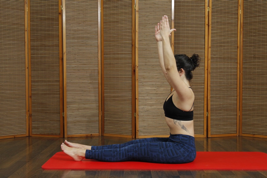 Practica pilates adaptado en el postparto