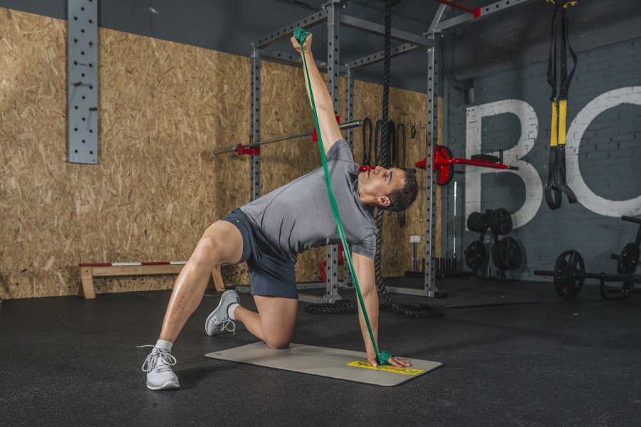 7 ejercicios de musculación para evitar la chepa