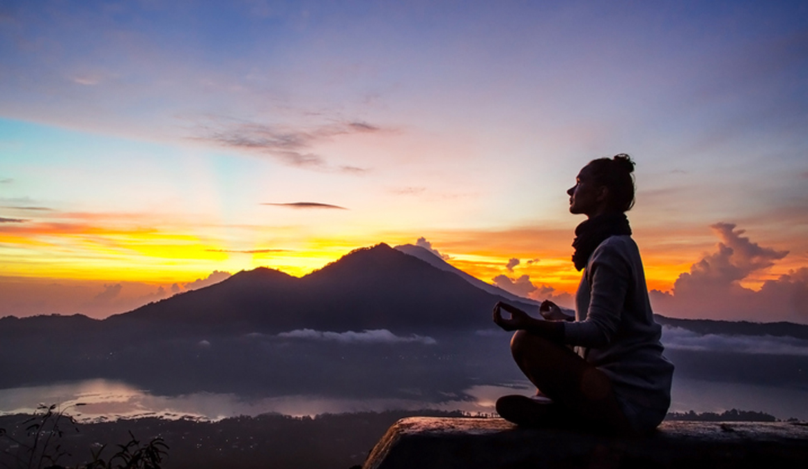 Shadana Yoga. Un manual para aprender y enseñar