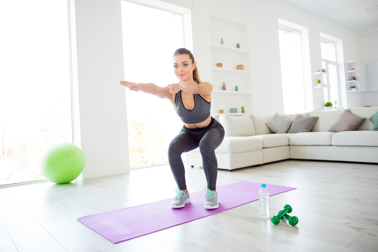 Tres ejercicios fitness que se pueden hacer en casa