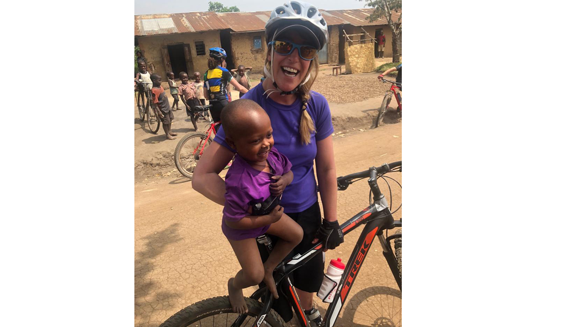 Bike Challenge Rwenzori, una aventura solidaria en bici por Uganda con Kelele Africa