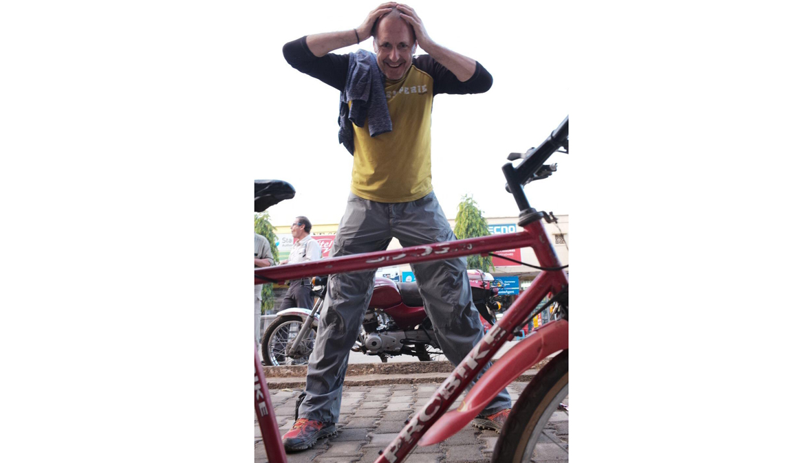 Bike Challenge Rwenzori, una aventura solidaria en bici por Uganda con Kelele Africa