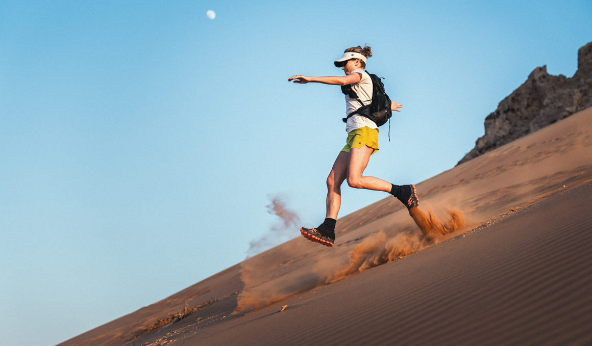 El reto de un equipo de corredoras de correr 4 días y 30 horas entre Dubai y Omán