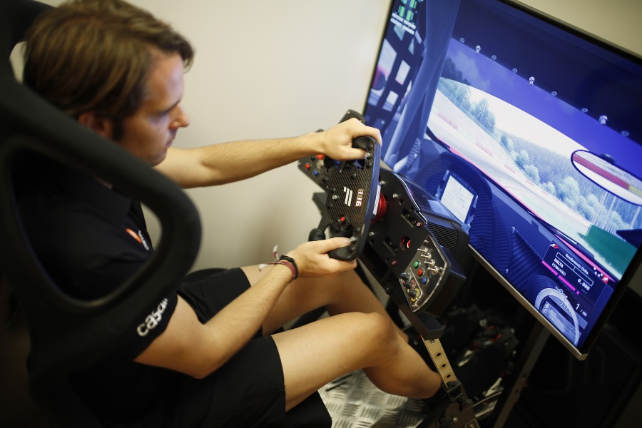 Así se prepara un piloto de carreras