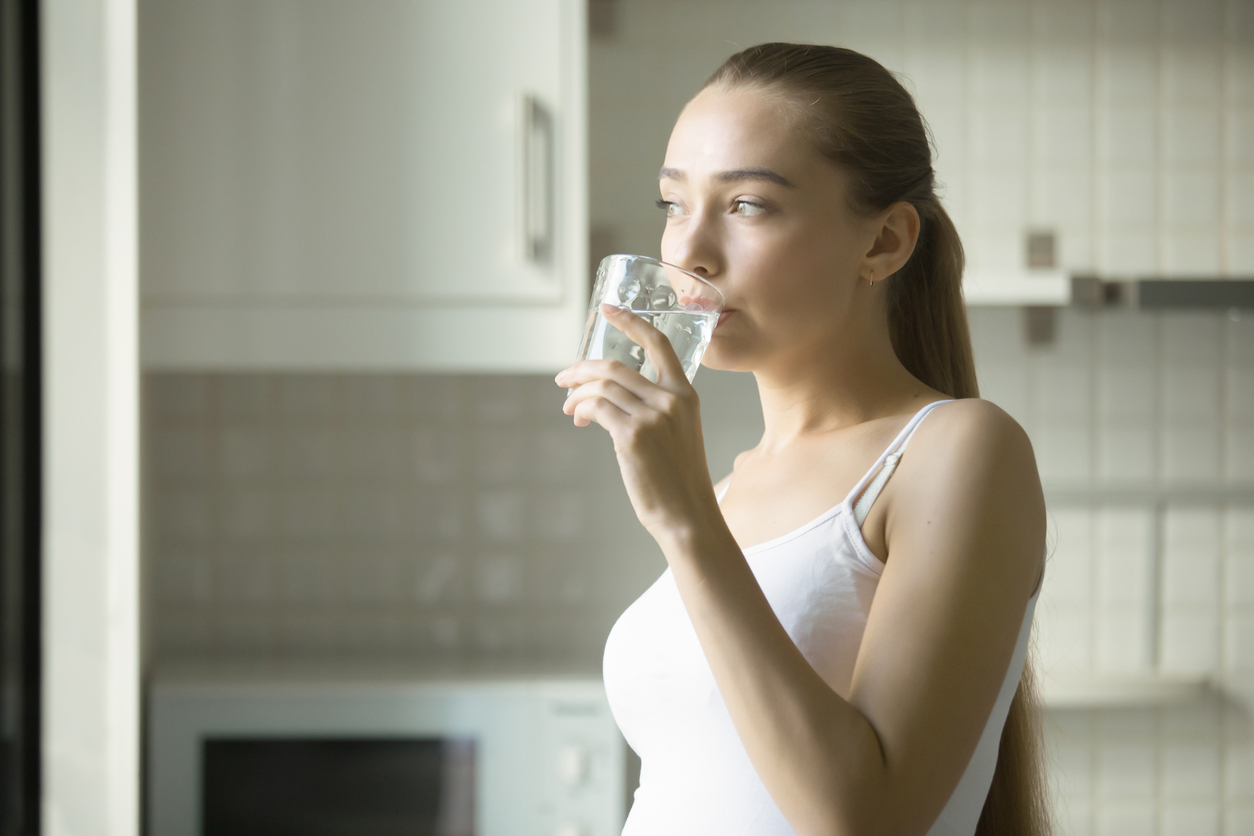 Estos son los beneficios de beber agua de mar