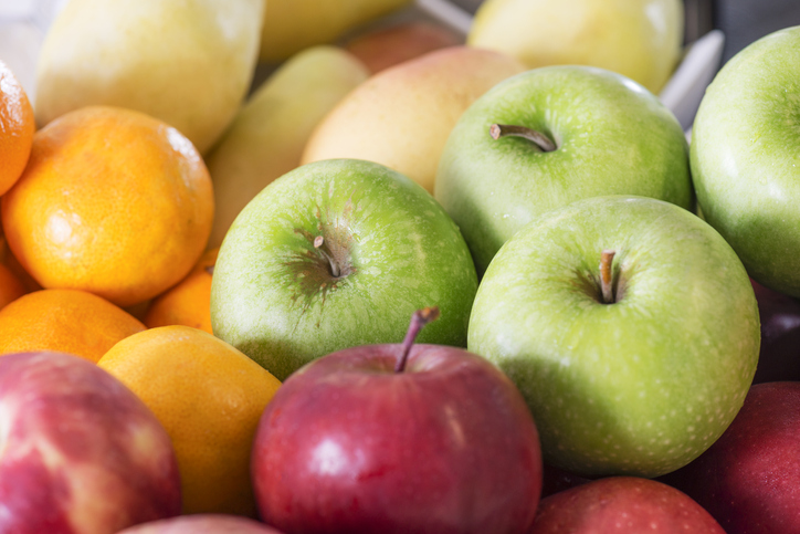 ¿Debemos preocuparnos por las calorías de la manzana?