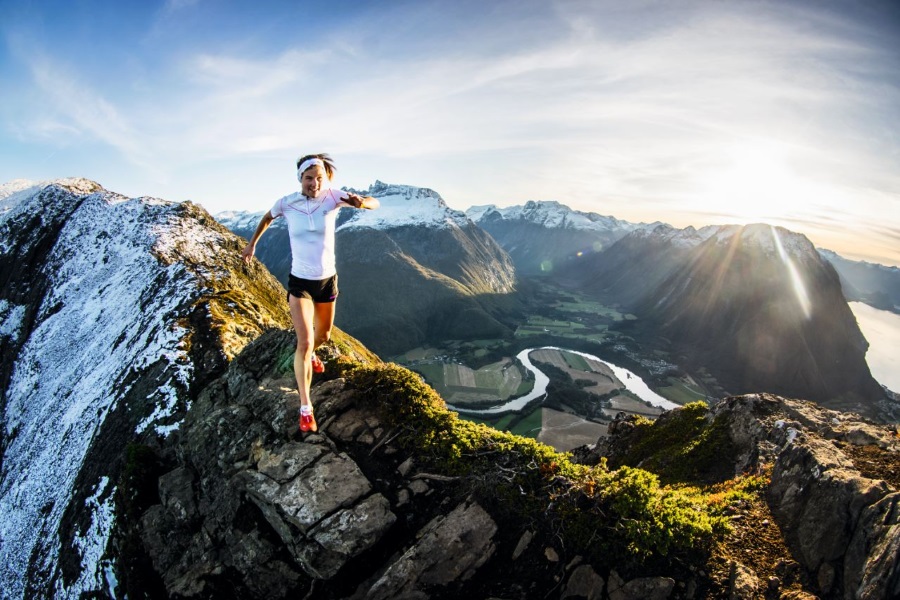 Los trucos de Emelie Forsberg para subir en montaña 