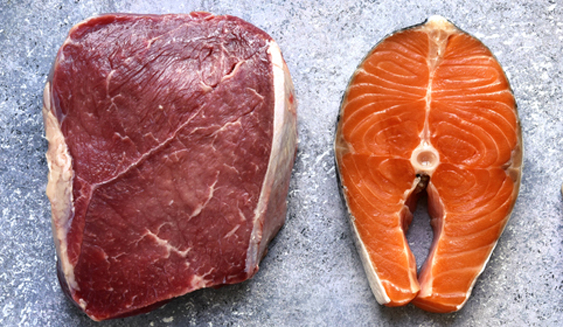 Gana años de vida cambiando la carne por el pescado