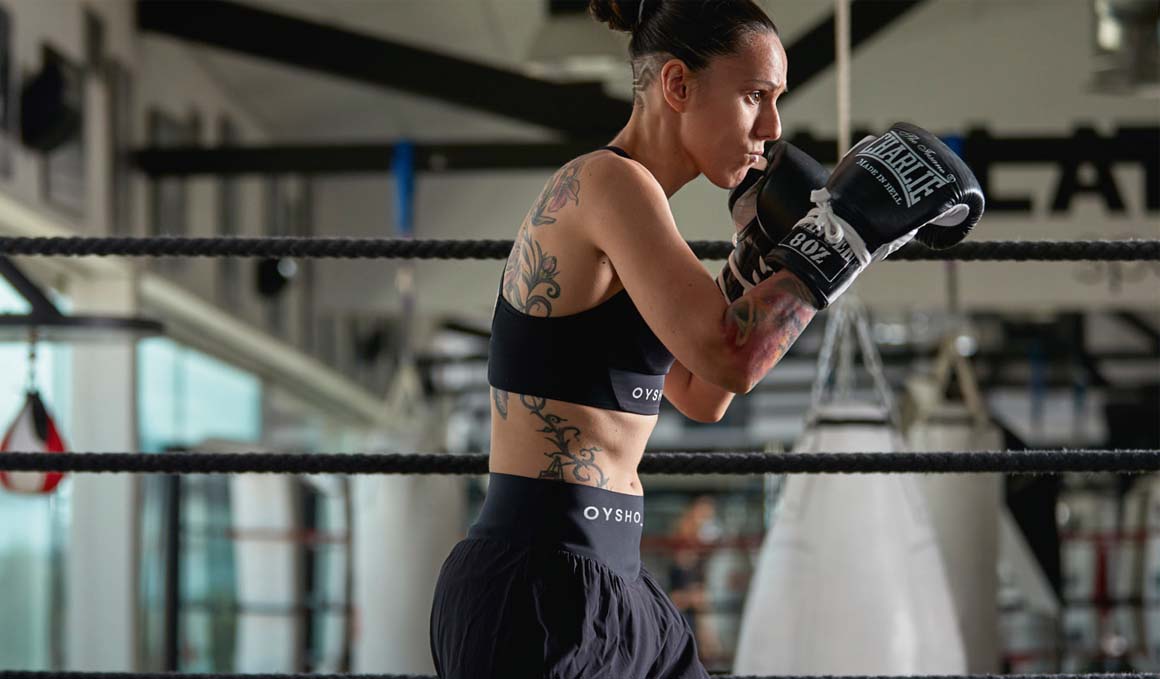 Joana Pastrana te prepara para tu primera clase de boxeo
