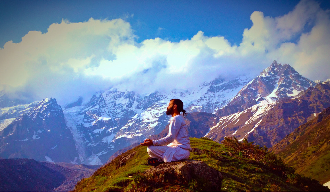 Retiro de Yoga y Meditación con LiveHappy en Riaza, Segovia