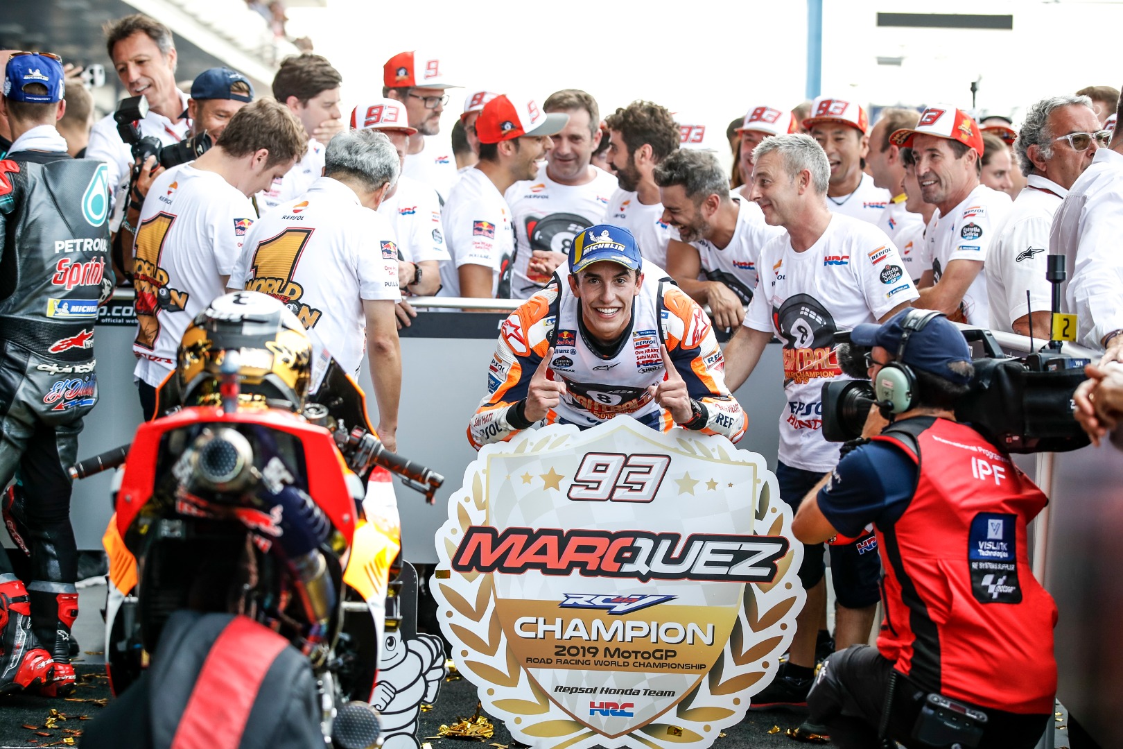Las 10 mejores imágenes del octavo mundial de Marc Márquez