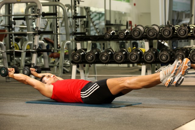 Ponte en forma con mancuernas