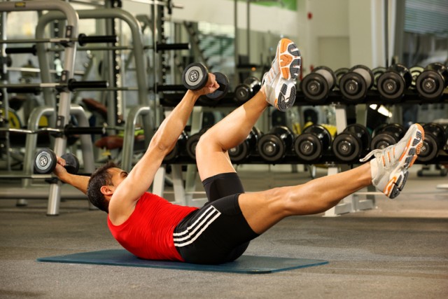 Ponte en forma con mancuernas