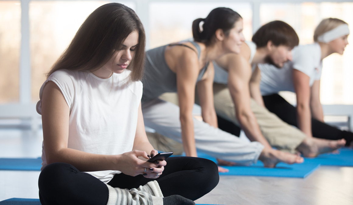 12 cosas que no te van a pasar en tu primera clase de yoga