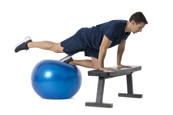 Planchas sobre fitball