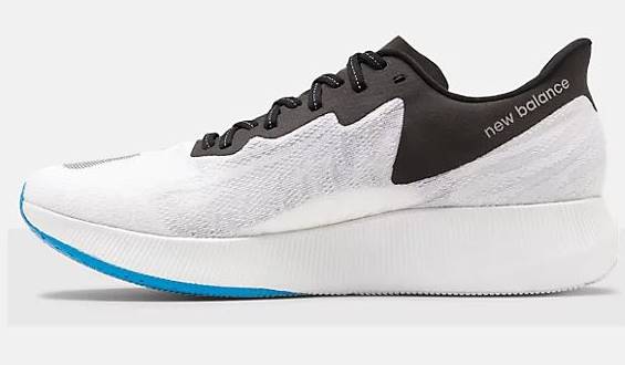 Ya están aquí las zapatillas de carbono de New Balance
