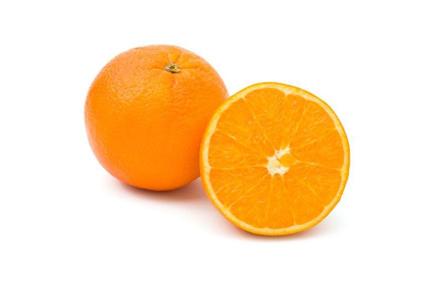 La razón por la que siempre debes preferir comer una naranja que hacerla zumo