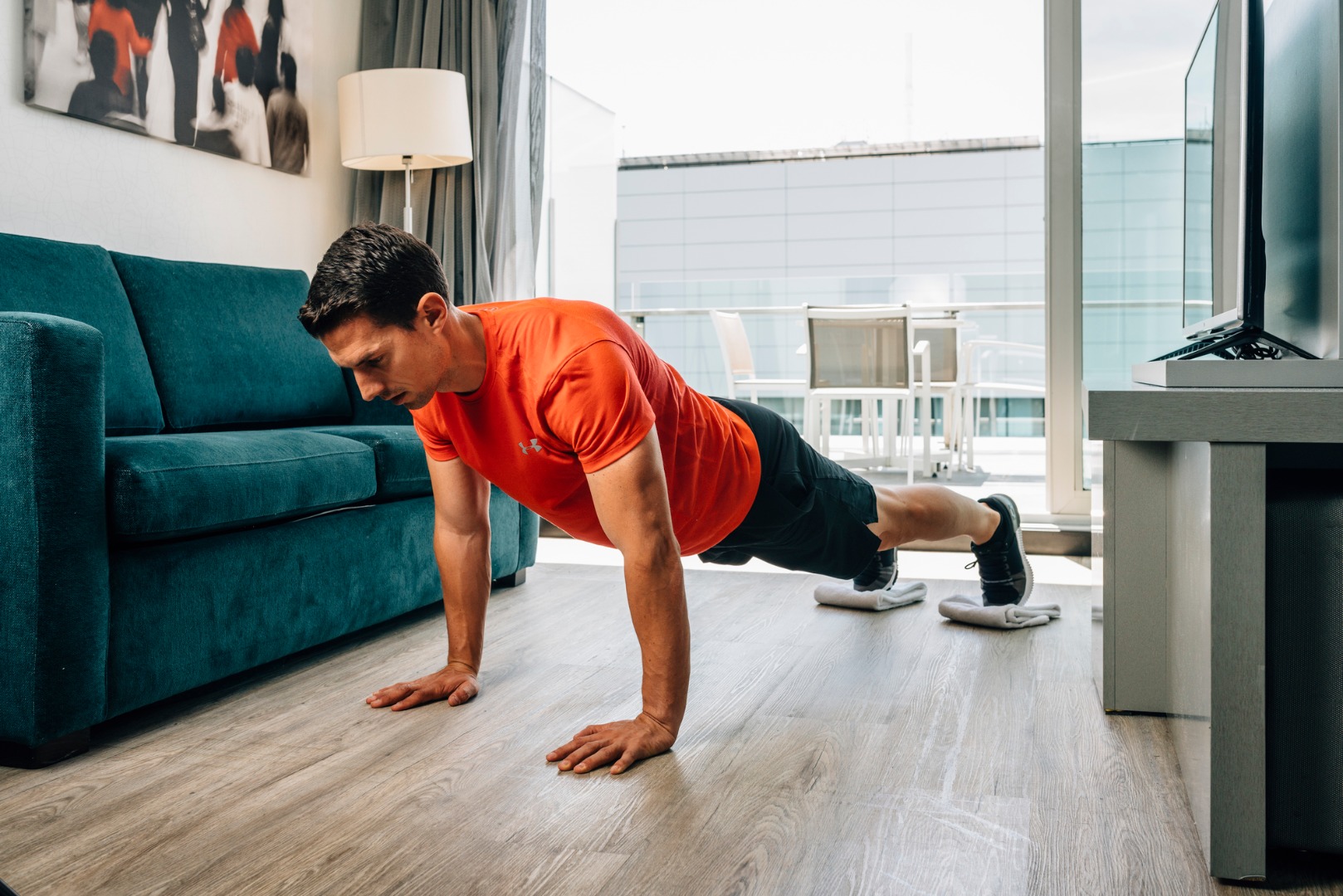 Yo entreno en casa / Día 2: entrenamiento con trapos