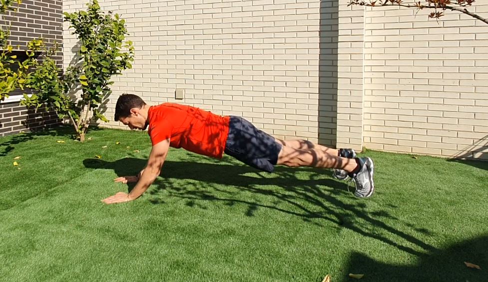 Yo entreno en casa / Día 18: entrenamiento con estabilización de caderas