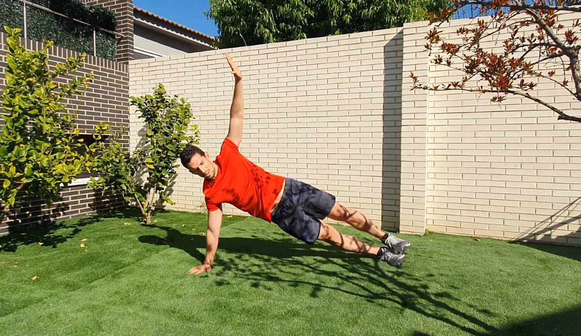 Yo entreno en casa / Día 18: entrenamiento con estabilización de caderas